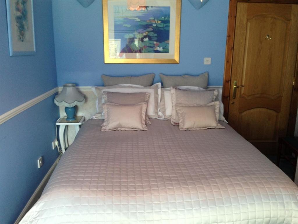 Bed and Breakfast Carmichael Эдинбург Номер фото